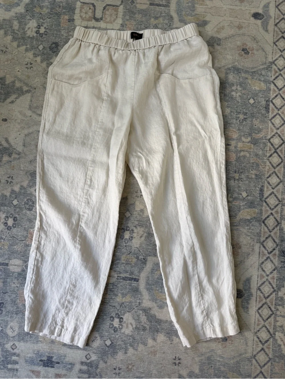 Quince 100% European Linen Tapered Ankle Pants.  Color Sand. Size Large